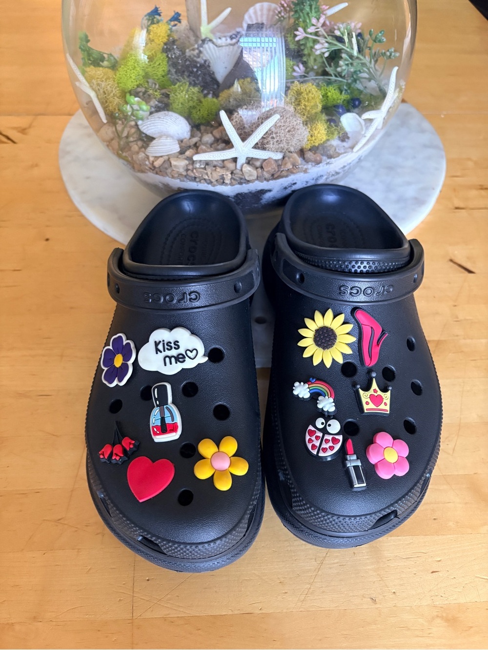 CROCS Black Platform Clogs with Decorative Charms - Picture 2 of 4